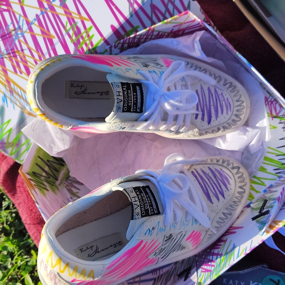Vintage Havana Highlighter Sneakers